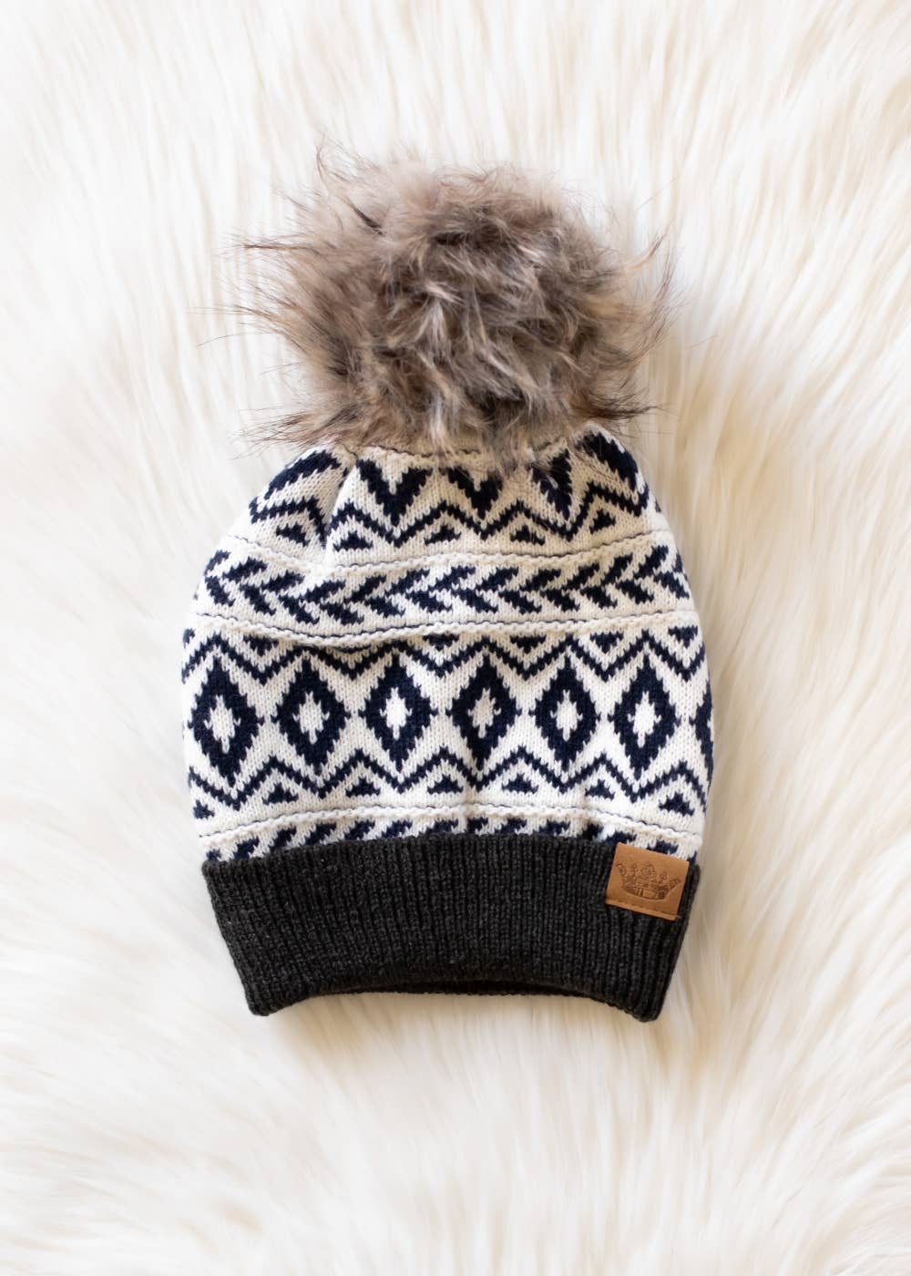 Gray Pattern Pom Hat