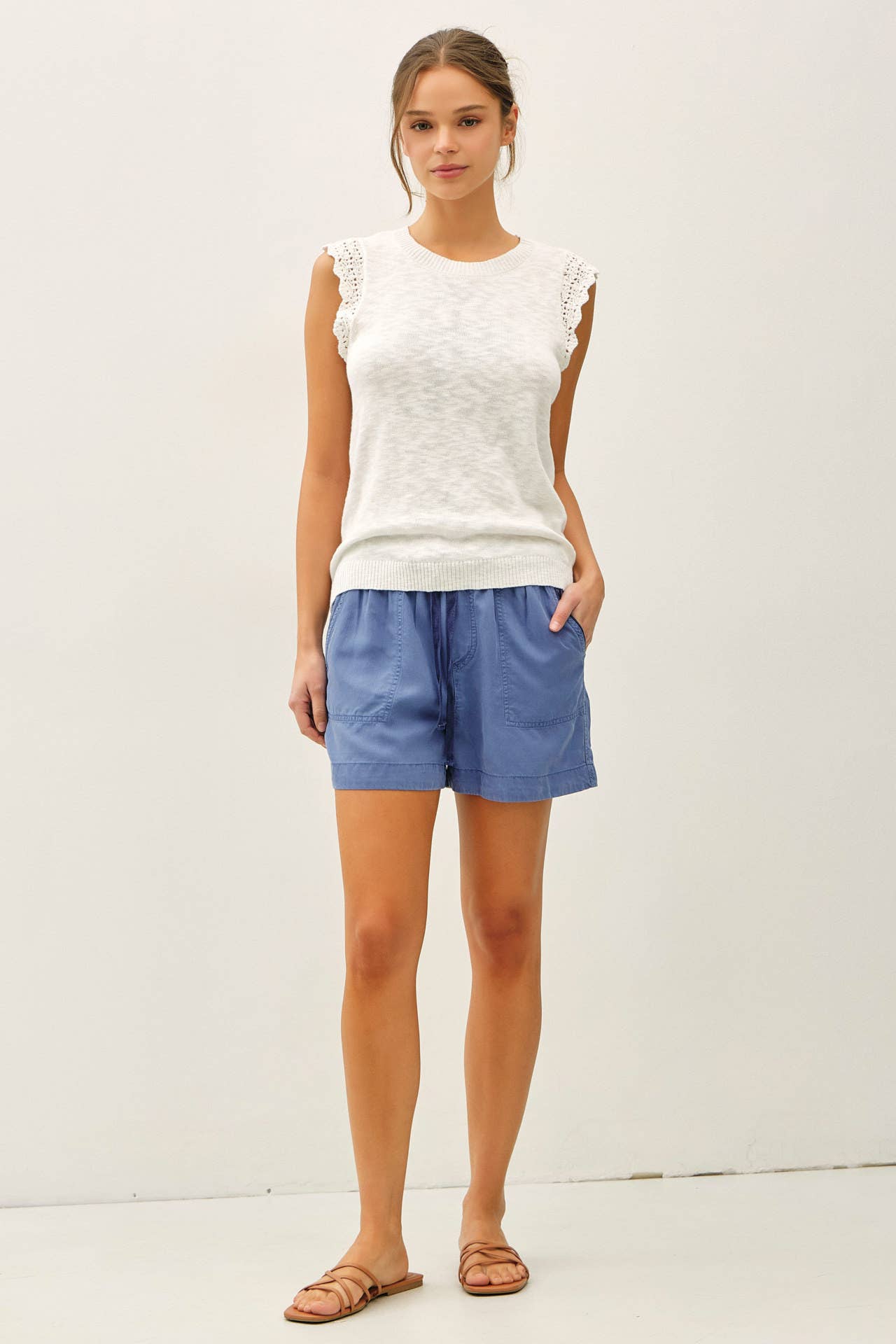 SARAHA TOP