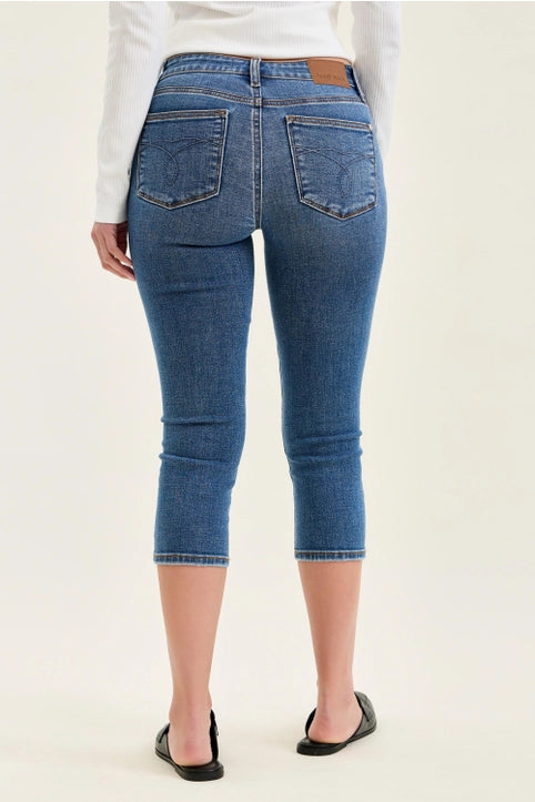 Mid Rise Capri