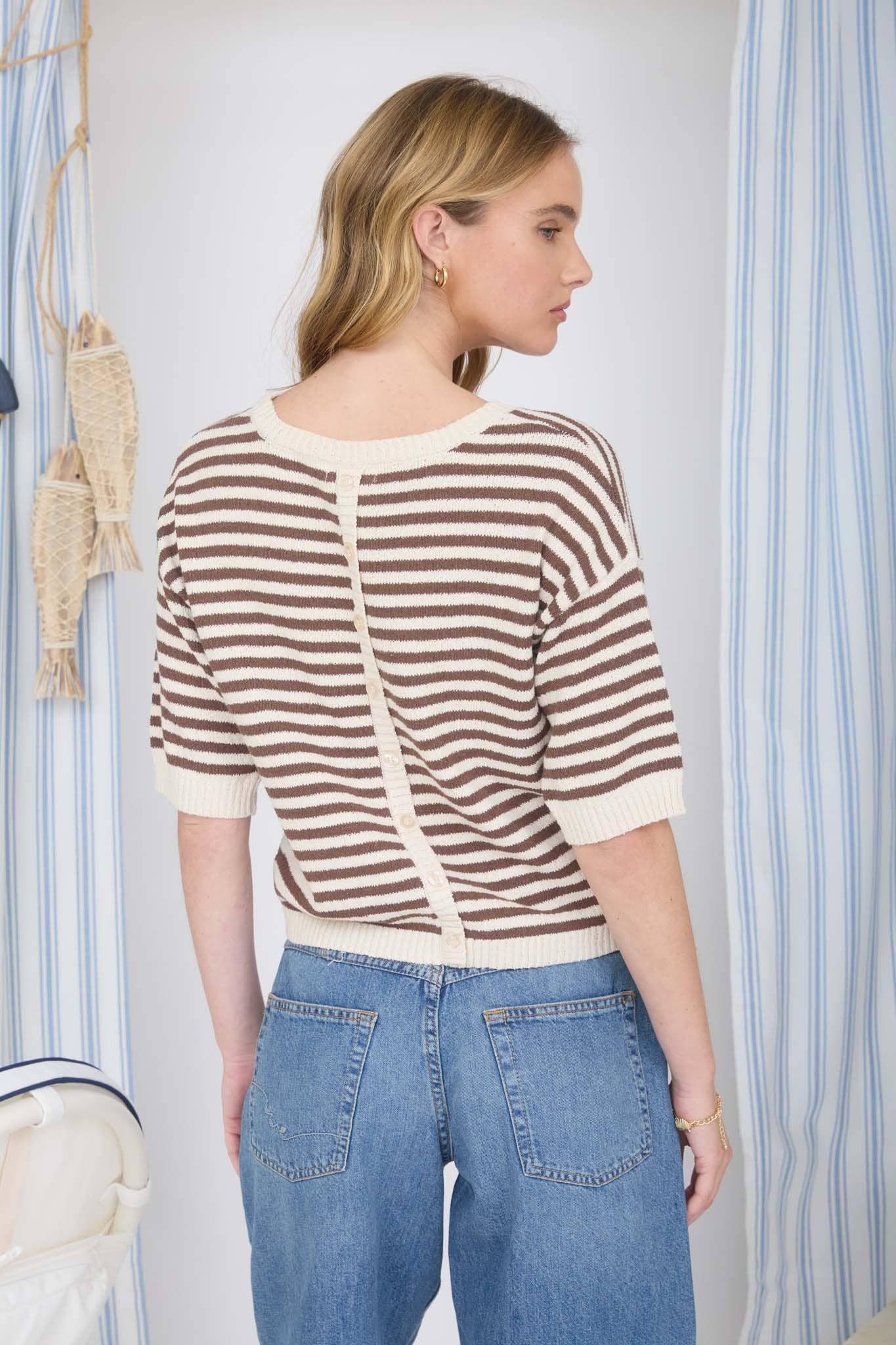 April Kit Top