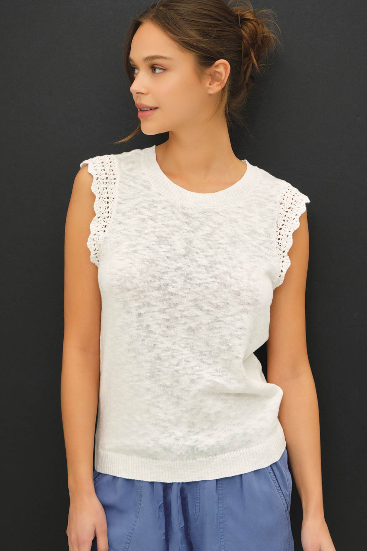 SARAHA TOP